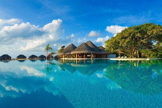 Dusit Thani Maldives