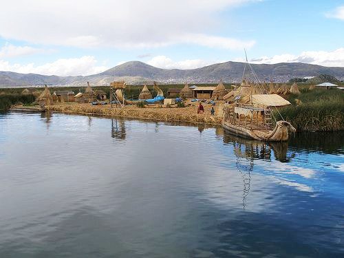 Floating Islands Uros Indians
